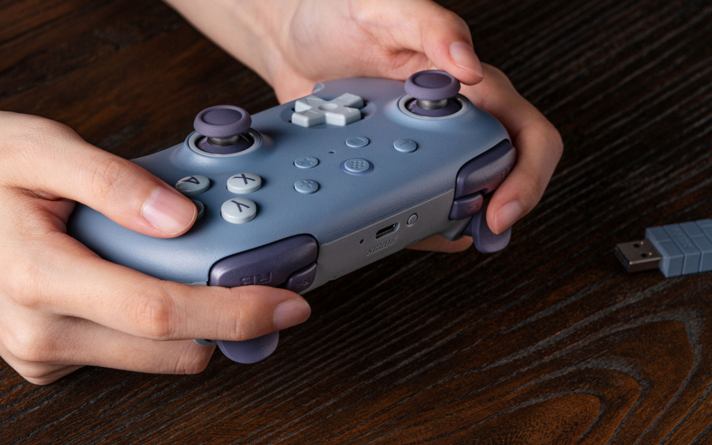 8BitDo Ultimate 2C