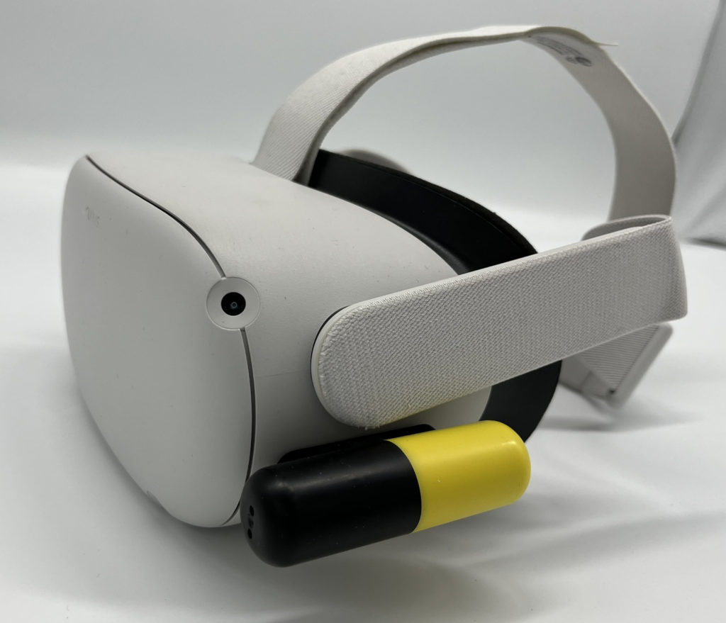 Маленький powerbank для Oculus Quest 2 - фото