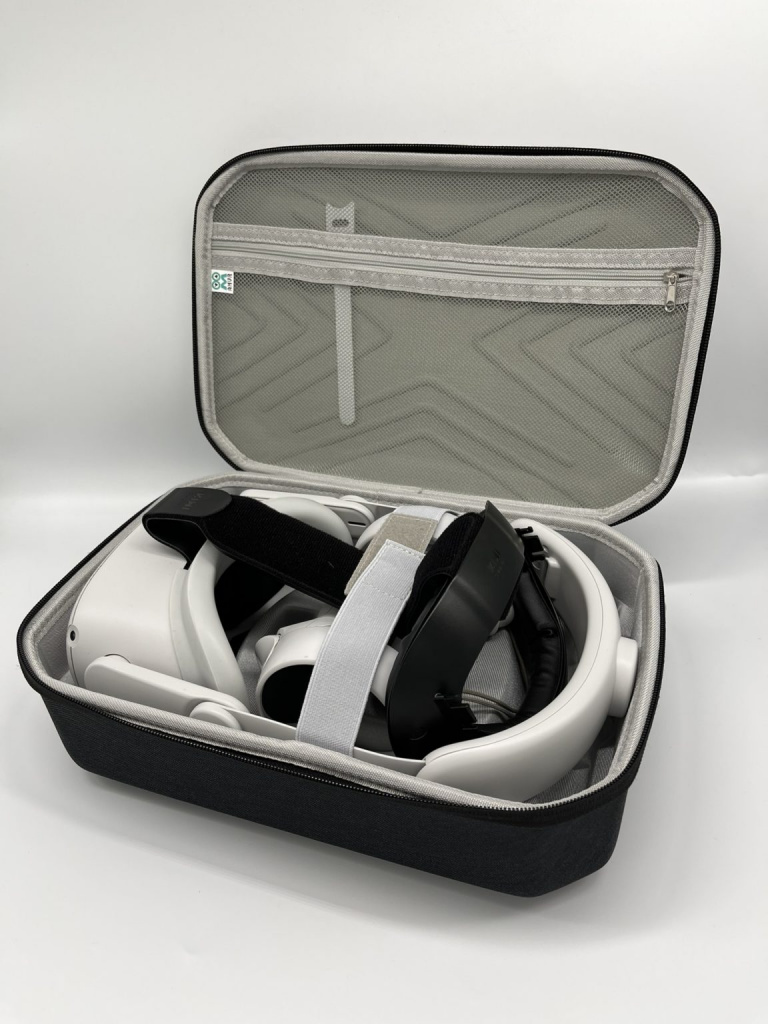 Кейс для Quest 2 - фото