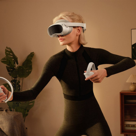 Шлем виртуальной реальности PICO 4 128 GB